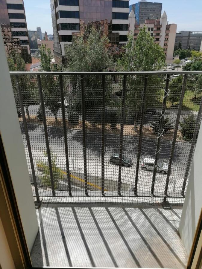 Appartamento 5Min Walk From Subway Station & Free Parking Lisbona Esterno foto