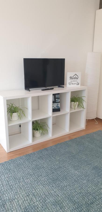 Appartamento 5Min Walk From Subway Station & Free Parking Lisbona Esterno foto