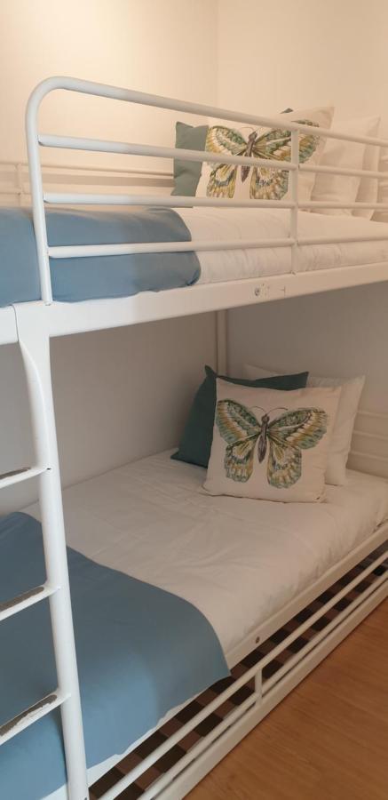 Appartamento 5Min Walk From Subway Station & Free Parking Lisbona Esterno foto